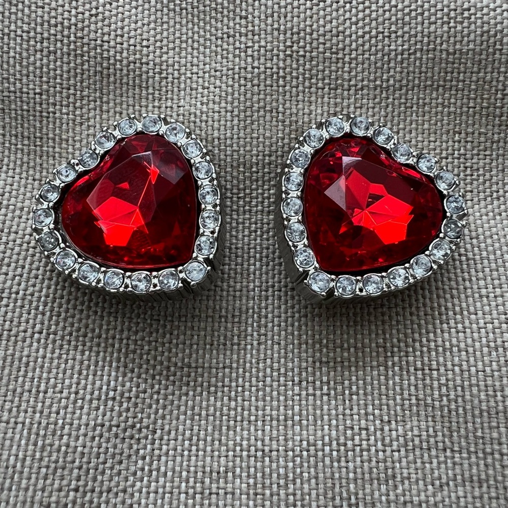 Set of 2 Beautiful Crocs Sparkly Ruby Red Heart Jibbitz